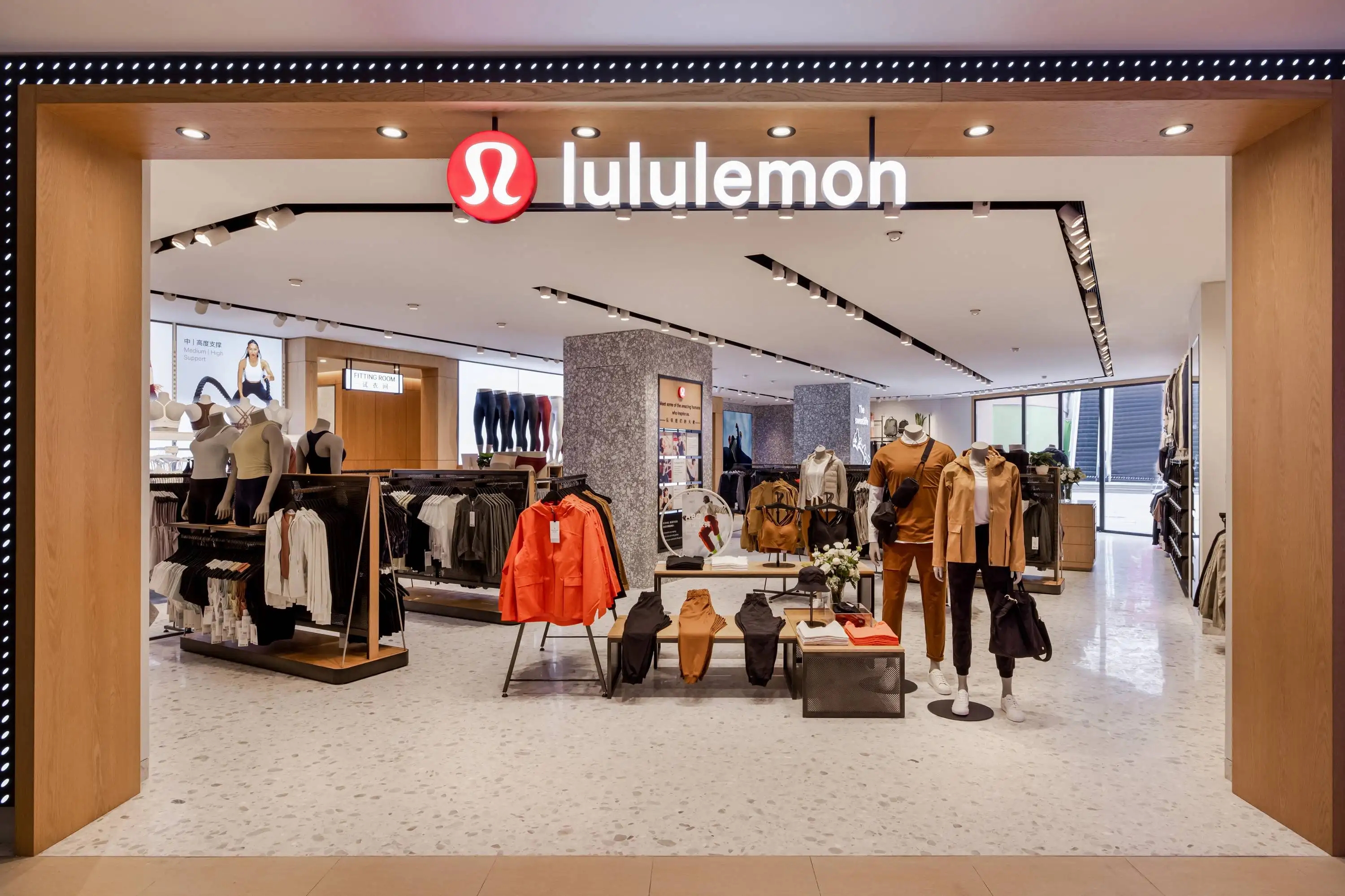 耐克安踏增长遇阻,Lululemon成最大赢家? 耐克安踏增长遇阻,Lululemon成最大赢家?